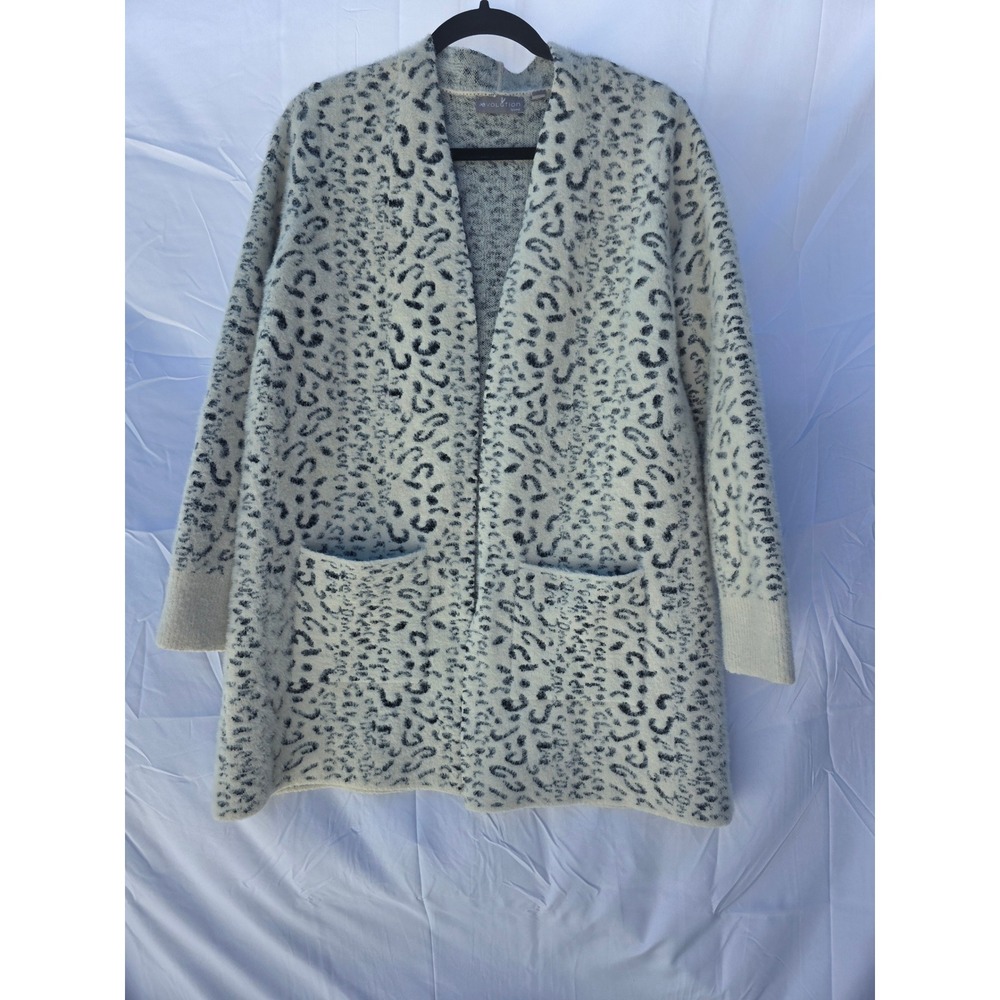 Evolution by Cyrus Women Leopard Print Open Front Cardigan Sweater Cream Black M